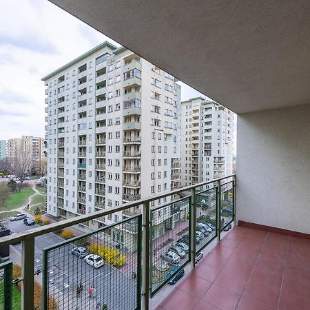 Bukowinska 12 Prywatne Mieszkanie 80M2 Z Dwiema Sypialniami I Balkonem 2X Bezplatne Miejsca Parkingowe Samodzielne Zameldowanie! Private Garage! Self Check-In System! 华沙 外观 照片